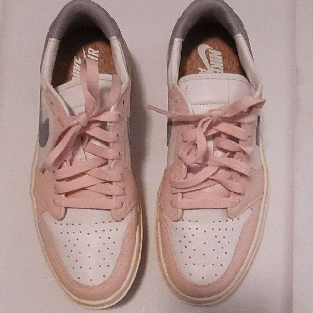 Women's Air Jordan 1 Elevate Low-Atmosphere/Lt Steel Grey/White/Guava Ice Sz 9
